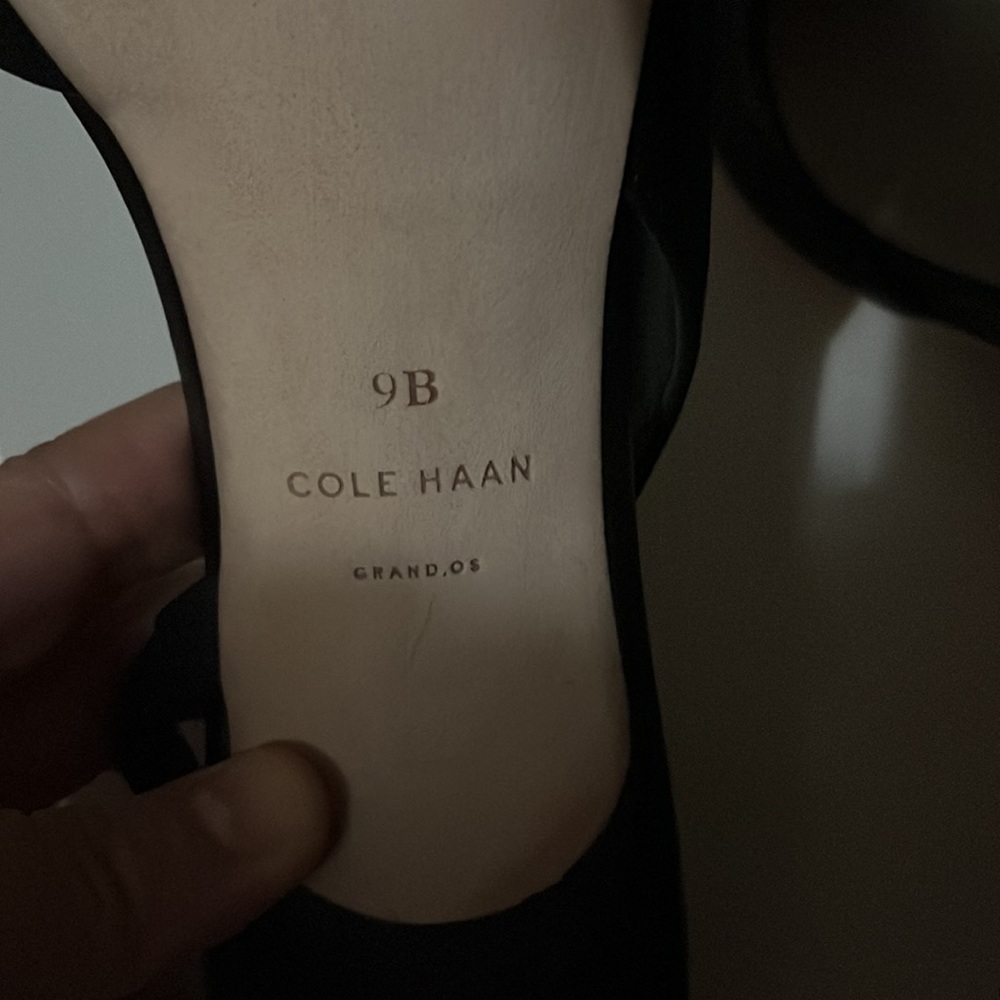 Cole Haan Black pumps - Picture 5 of 8